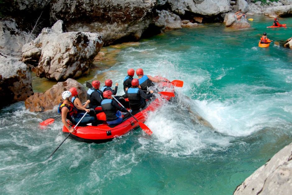 Actividades de aventura en la Sierra del Pozo hostal en pozo alcon alojamiento restaurante grela